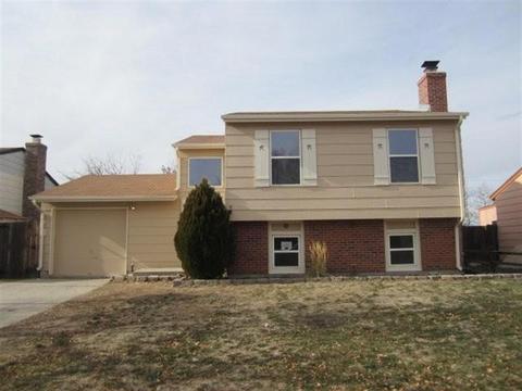 145 Mckinley Dr, Bennett, CO 80102 photo 1