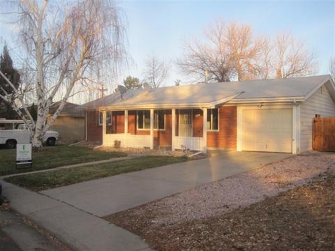 976 Iola St, Aurora, CO 80010 photo 1