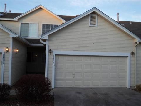 12121 E 2nd Dr, Aurora, CO 80011 photo 1