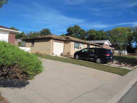 5409 Iris St, Arvada, CO 80002 photo 1