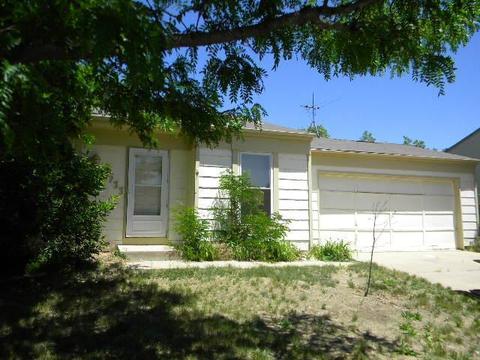 19233 E 19th Ave, Aurora, CO 80011 photo 1