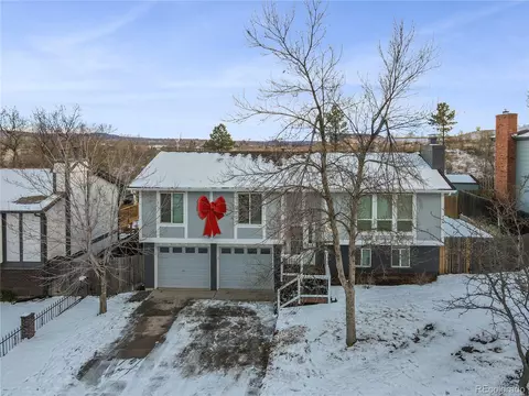 915 Valkenburg Dr, Colorado Springs, CO 80907