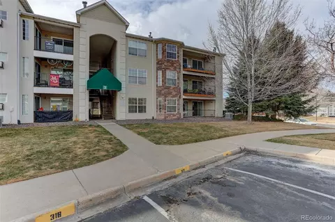 5667 S Urban St #102, Littleton, CO 80127