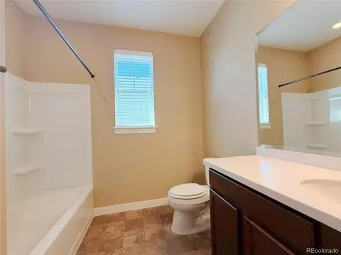 Bath - 24336 E Links Pl, Aurora, CO 80016 photo 1 of 3