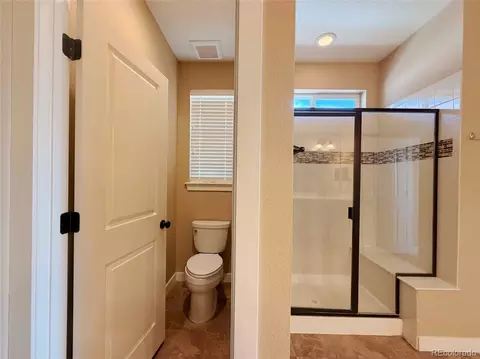 Bath - 24336 E Links Pl, Aurora, CO 80016 photo 3 of 3