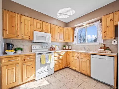 1208 36th St, Evans, CO 80620 photo 5