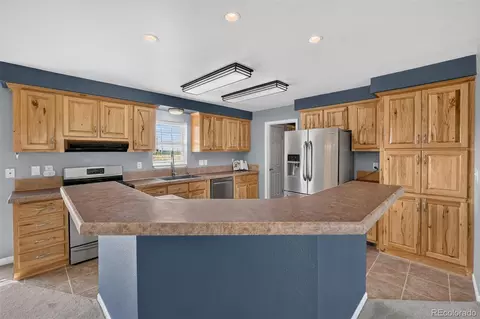 Kitchen - 49400 E 104th Ave, Bennett, CO 80102 photo 1 of 4