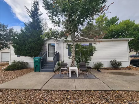 10548 Barron Cir, Longmont, CO 80504 photo 4