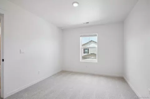 22254 E 6th Pl, Aurora, CO 80018 photo 8