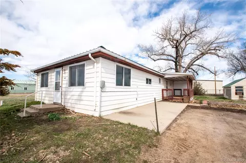 455 Elm St, Deer Trail, CO 80105