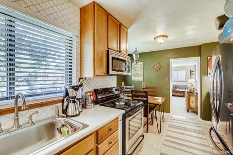 2445 Olive St, Denver, CO 80207 photo 13