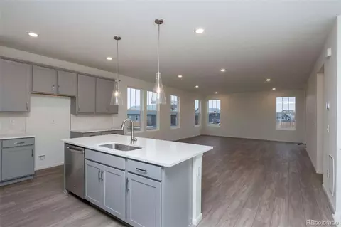 5984 E 154th Pl, Thornton, CO 80602 photo 9