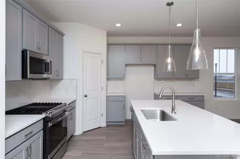 5984 E 154th Pl, Thornton, CO 80602 photo 7