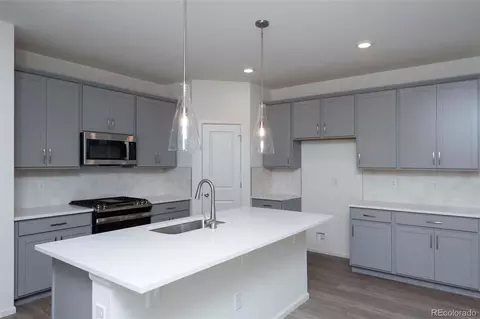 5984 E 154th Pl, Thornton, CO 80602 photo 8