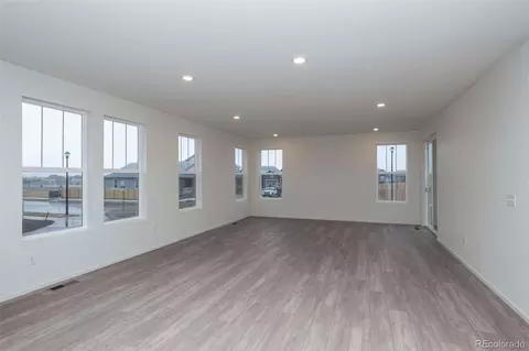 5984 E 154th Pl, Thornton, CO 80602 photo 10