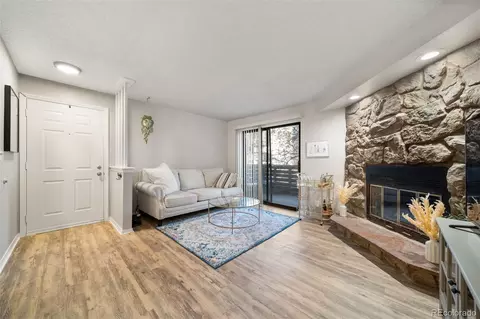 15390 E Arizona Ave #203, Aurora, CO 80017