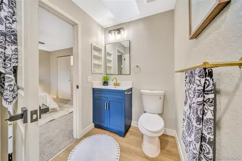 Bath - 19642 E 42nd Ave, Denver, CO 80249 photo 4 of 5
