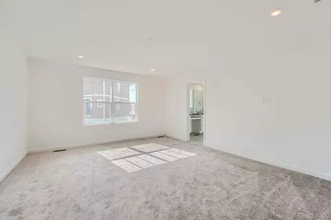 21874 E 39th Ave, Aurora, CO 80019 photo 8