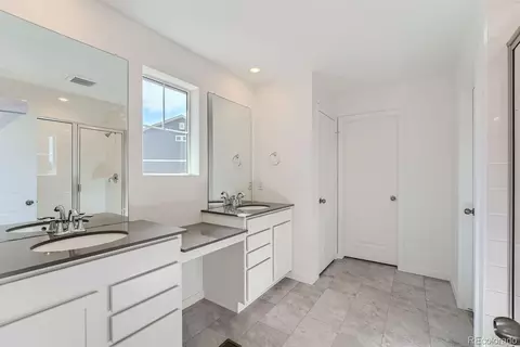 21874 E 39th Ave, Aurora, CO 80019 photo 9