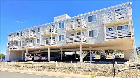 1064 Chambers Ct #207, Aurora, CO 80011