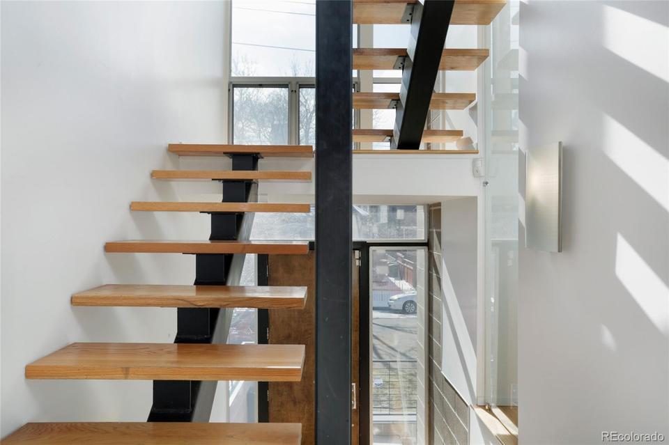  441 24th St, Denver, CO 80205 photo 20