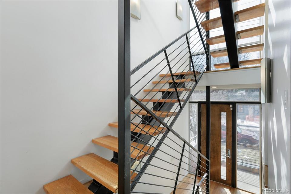  441 24th St, Denver, CO 80205 photo 3