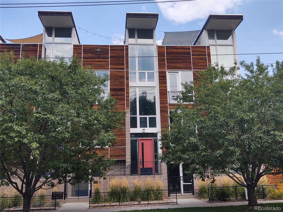  441 24th St, Denver, CO 80205 photo 1