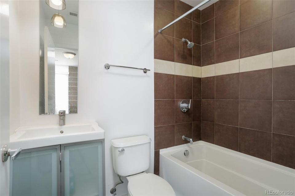  441 24th St, Denver, CO 80205 photo 30