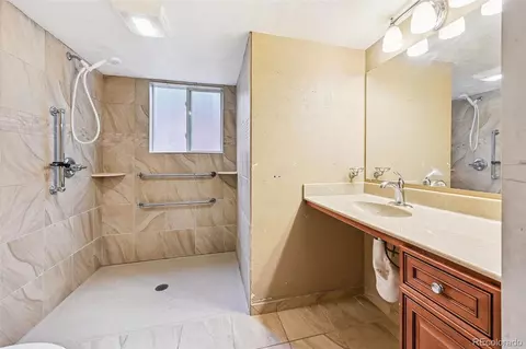 Bath - 4424 S Eagle Cir, Aurora, CO 80015 photo 1 of 2