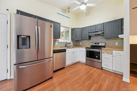 Kitchen - 4424 S Eagle Cir, Aurora, CO 80015 photo 1 of 1