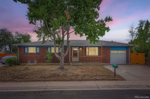 5512 Salem, Denver, CO 80239