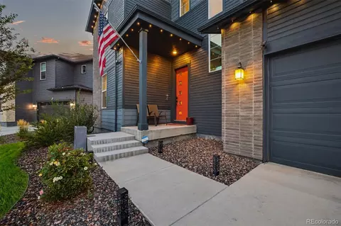Exterior - 23933 E 39th Ave, Aurora, CO 80019 photo 3 of 9