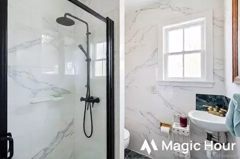 Bath - 2208 Champlain Dr, Boulder, CO 80301 photo 6 of 6