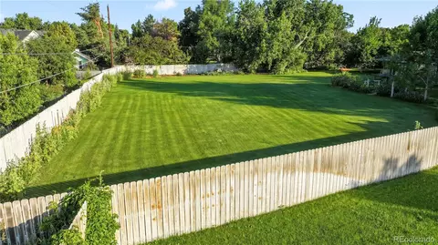 Exterior - 2208 Champlain Dr, Boulder, CO 80301 photo 8 of 17