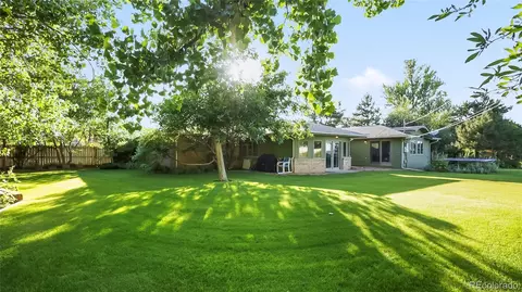 Exterior - 2208 Champlain Dr, Boulder, CO 80301 photo 12 of 17