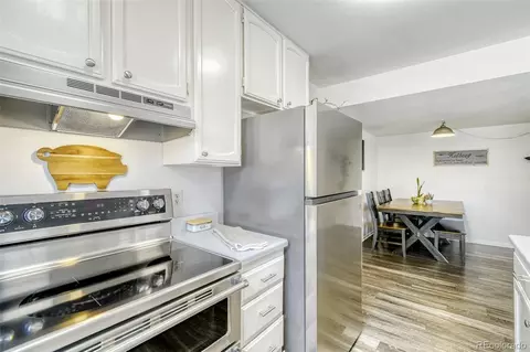 Kitchen - 4904 E 125th Ave, Thornton, CO 80241 photo 5 of 5