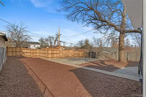 Exterior - 649 Perry St, Denver, CO 80204 photo 6 of 7