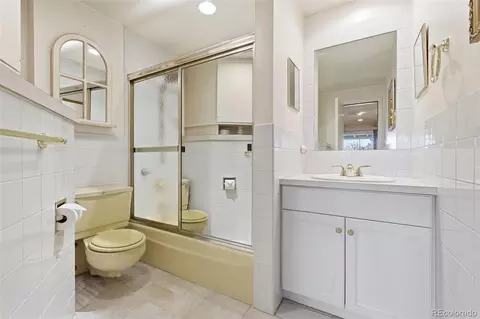Bath - 7474 Broadview Dr, Denver, CO 80214 photo 1 of 4