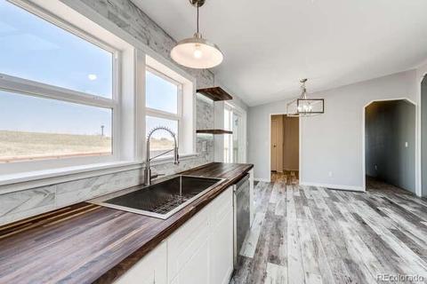 7425 S County Road 129, Bennett, CO 80102 photo 12
