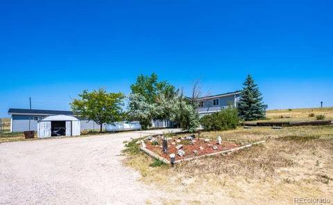 7425 S County Road 129, Bennett, CO 80102 photo 2