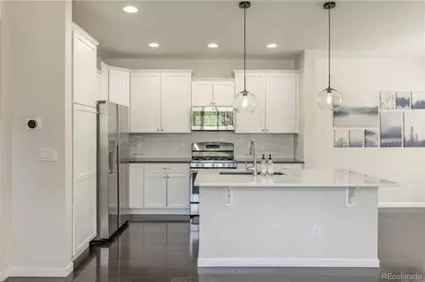 Kitchen - 9068 E Phillips Dr, Englewood, CO 80112 photo 1 of 5