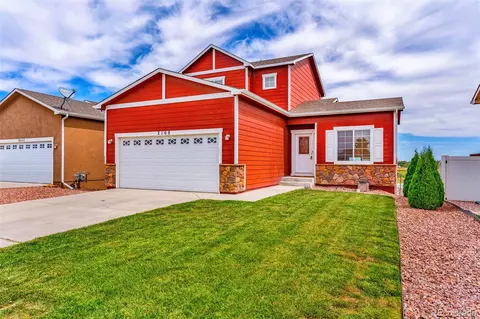 2108 Oneal Cir, Pueblo, CO 81004