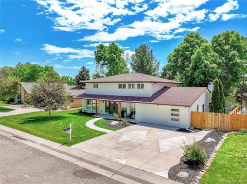 6716 W Rowland Ave, Littleton, CO 80128