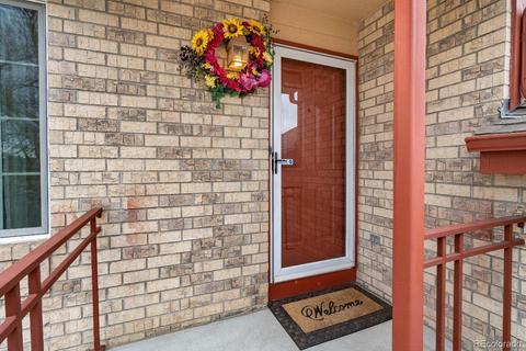 4996 Eugene Ct, Denver, CO 80239 photo 2