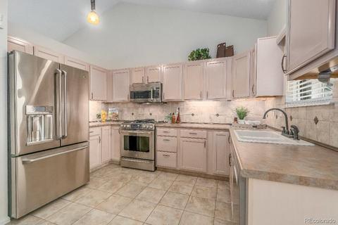 4996 Eugene Ct, Denver, CO 80239 photo 6