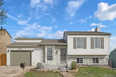 1686 Genoa St, Aurora, CO 80011