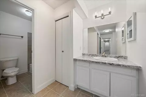 Bath - 14465 E 1st Dr #B8, Aurora, CO 80011 photo 1 of 4