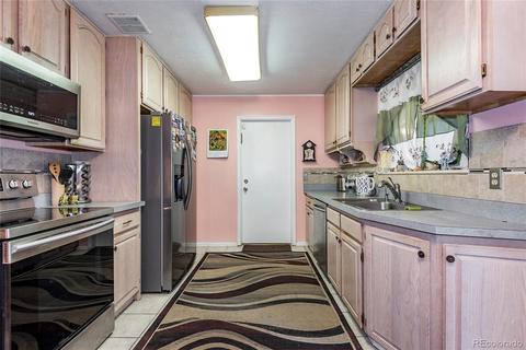 16002 Evans Ct, Aurora, CO 80013 photo 9