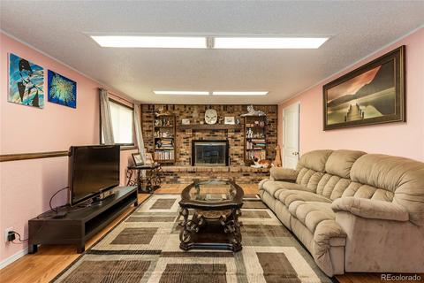 16002 Evans Ct, Aurora, CO 80013 photo 6