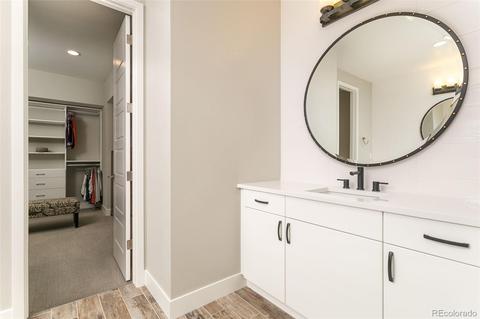 10096 E 59th Pl, Denver, CO 80238 photo 35